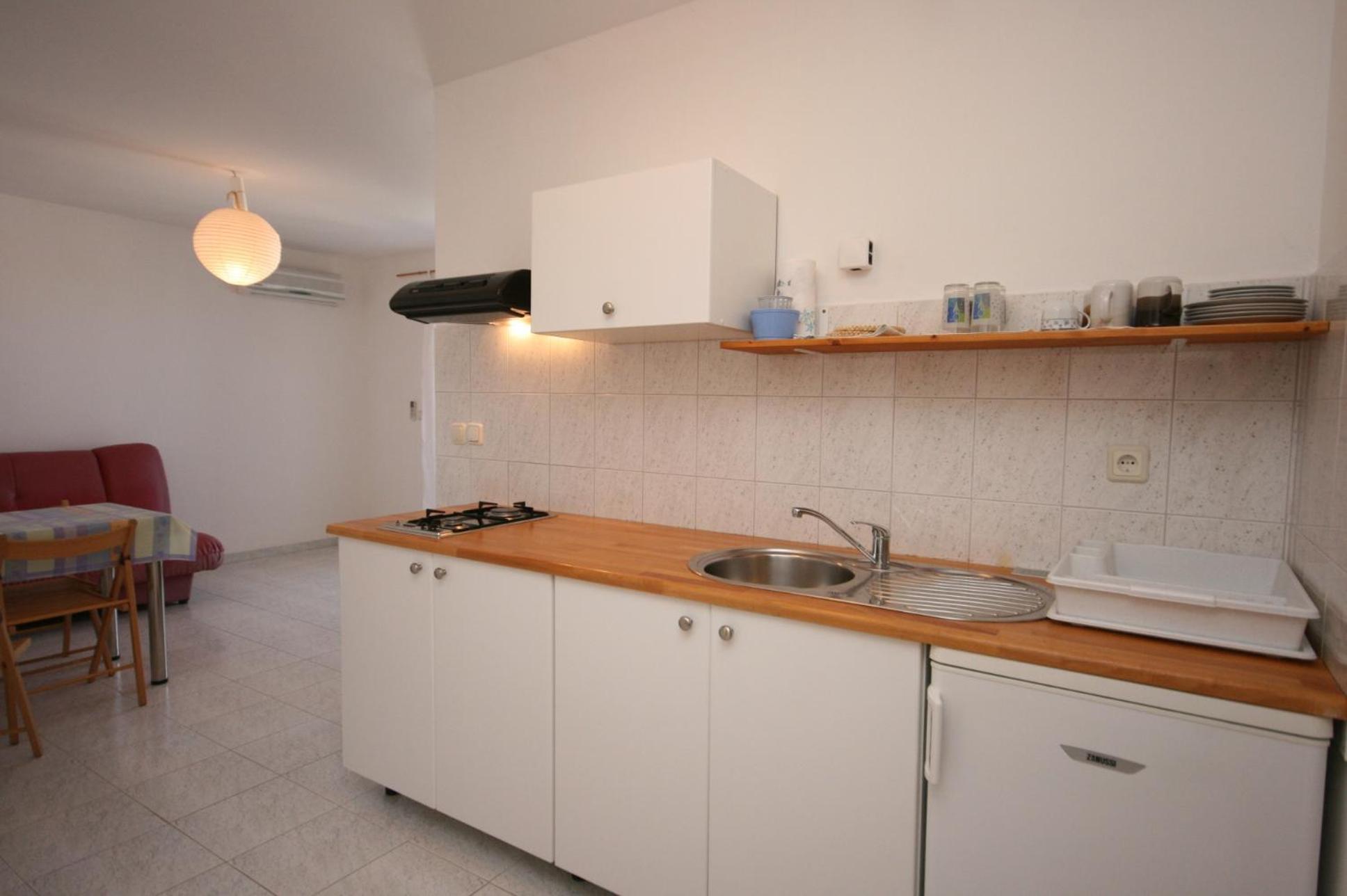 Apartments With A Parking Space Mandre, Pag - 6405 Kolan Rum bild