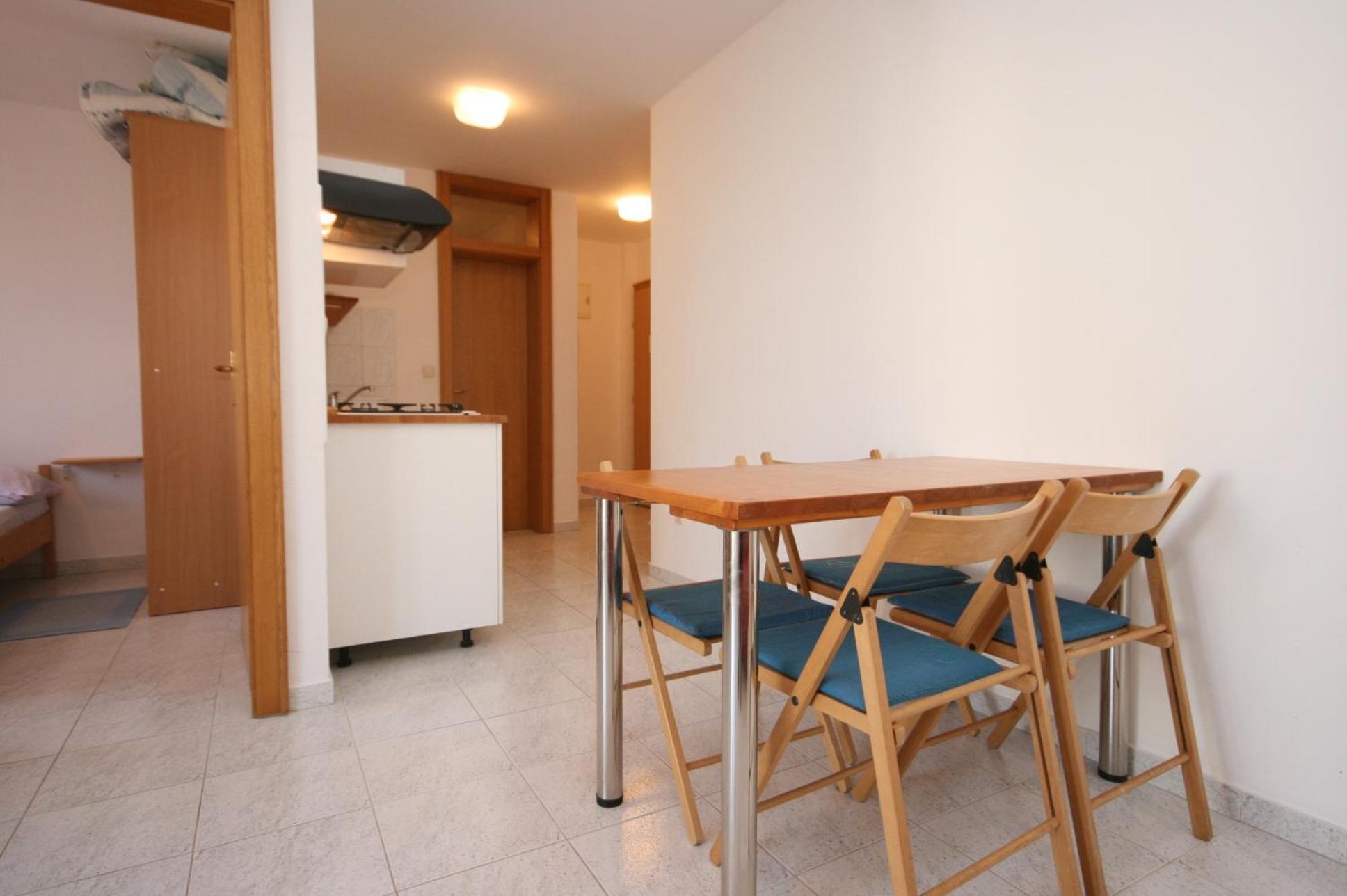 Apartments With A Parking Space Mandre, Pag - 6405 Kolan Rum bild